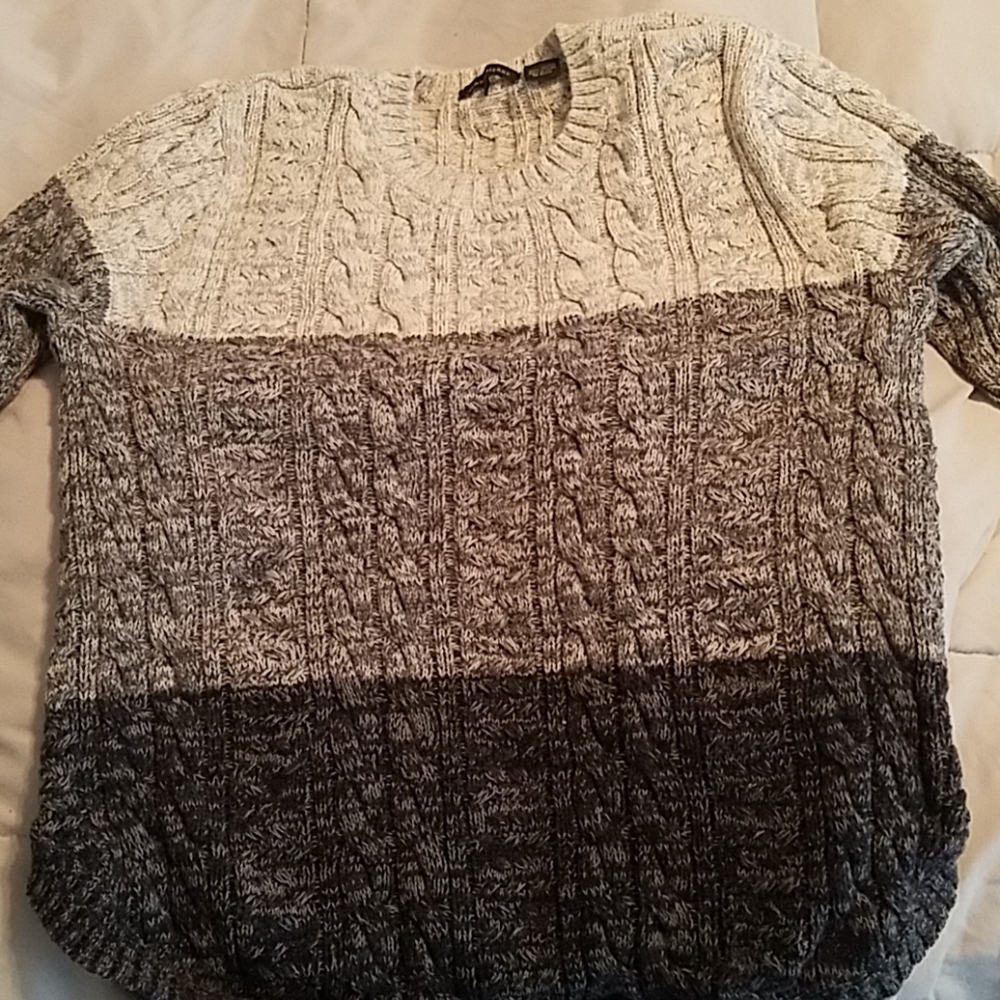 Sweater size L